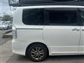 2013 Toyota Voxy
