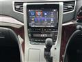 2012 Toyota Vellfire