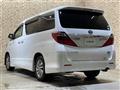 2012 Toyota Alphard Hybrid