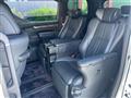 2022 Toyota Alphard Hybrid