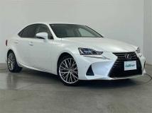 2017 Lexus IS