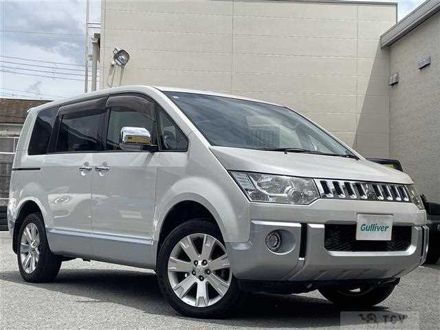 2013 Mitsubishi Delica D5