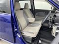 2016 Daihatsu Cast