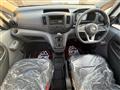 2025 Nissan NV200 VANETTE