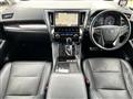 2018 Toyota Alphard Hybrid