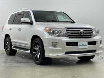 2014 Toyota Land Cruiser