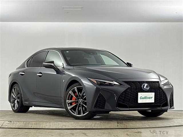2021 Lexus IS