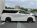 2015 Toyota Alphard