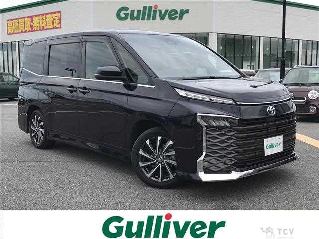 2023 Toyota Voxy