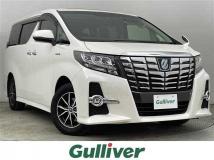 2017 Toyota Alphard Hybrid