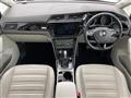 2019 Volkswagen Golf Touran