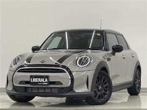 2021 BMW MINI