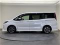 2017 Toyota Noah