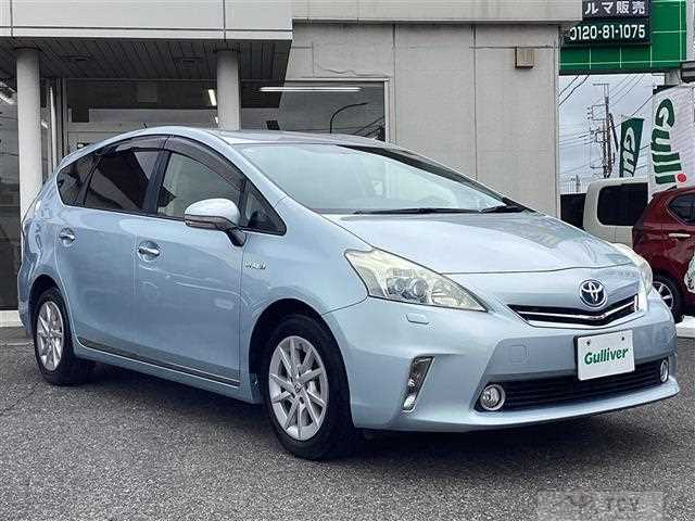 2012 Toyota PRIUS α