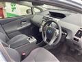 2012 Toyota PRIUS α