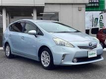 2012 Toyota PRIUS α