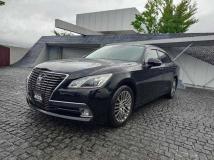 2013 Toyota Crown