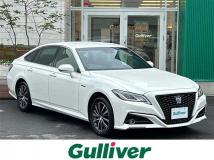 2019 Toyota Crown Hybrid