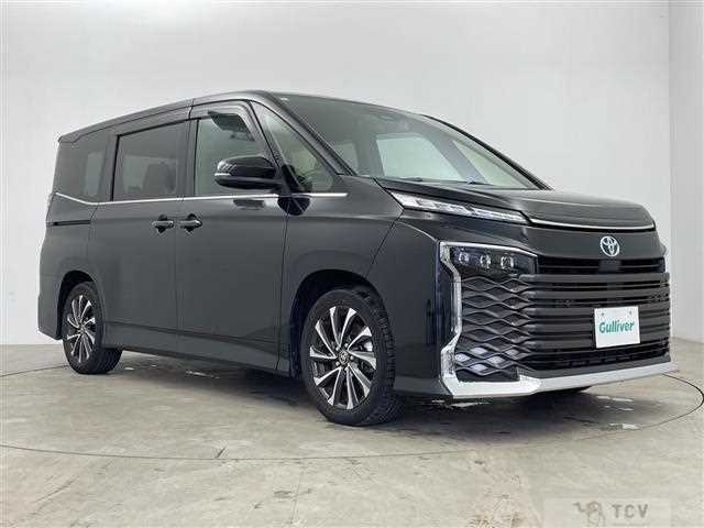 2023 Toyota Voxy