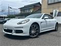 2016 Porsche Panamera
