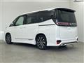 2025 Toyota Voxy
