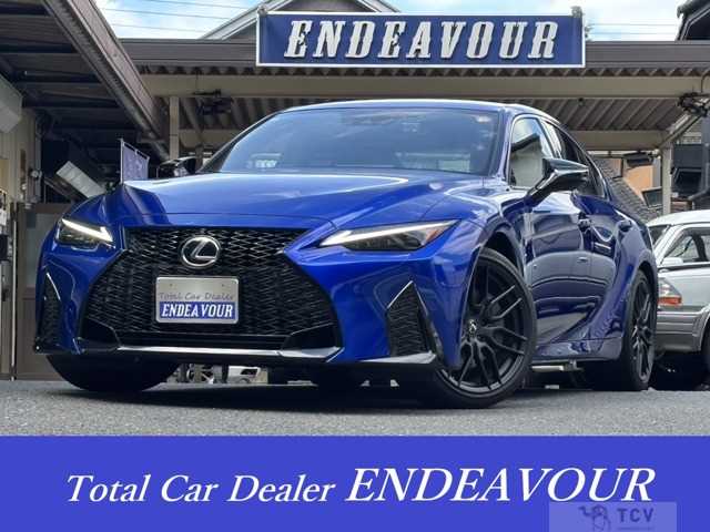 2021 Lexus IS