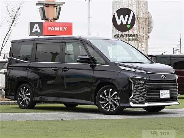 2023 Toyota Voxy