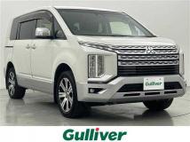 2019 Mitsubishi Delica D5