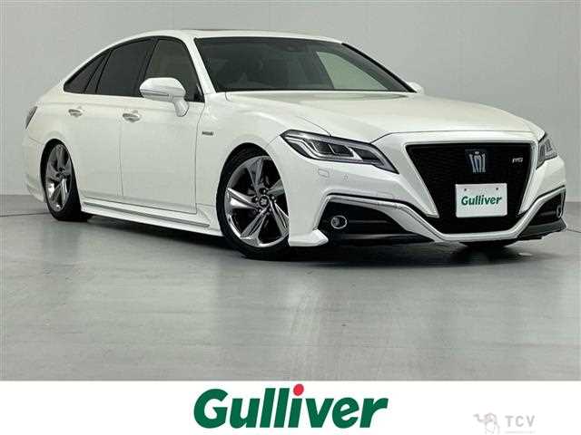 2019 Toyota Crown Hybrid