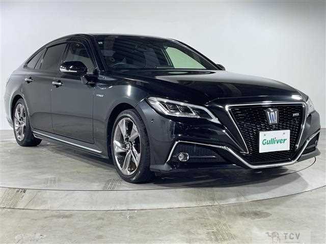 2019 Toyota Crown Hybrid