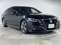 2019 Toyota Crown Hybrid