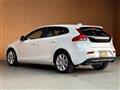 2017 Volvo V40