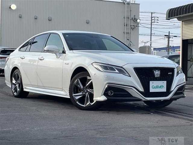 2019 Toyota Crown Hybrid