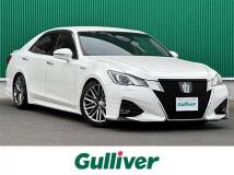2016 Toyota Crown Hybrid