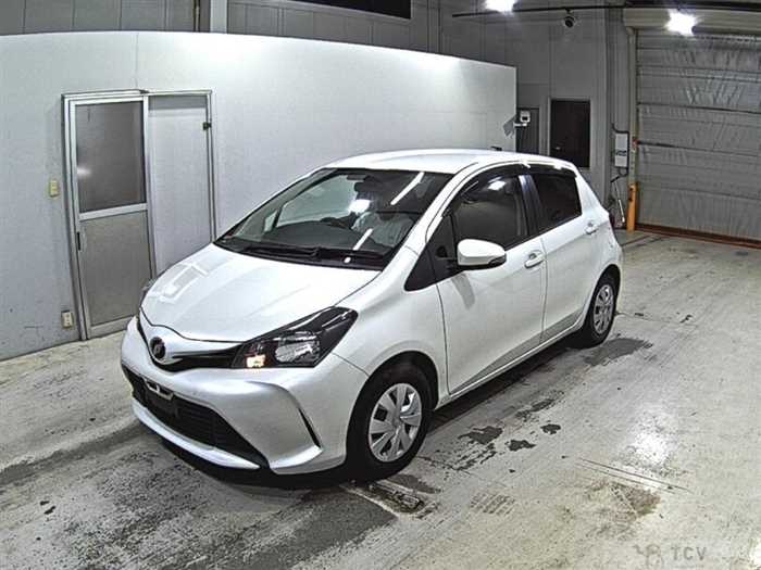2015 Toyota Vitz