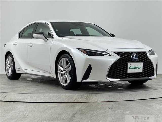 2021 Lexus IS