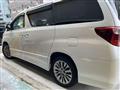 2013 Toyota Alphard G