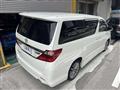 2013 Toyota Alphard G