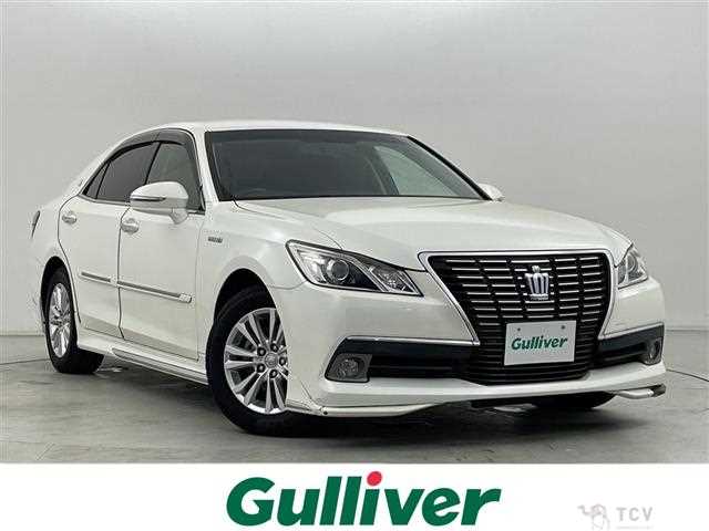 2015 Toyota Crown Hybrid