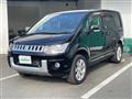 2016 Mitsubishi Delica D5