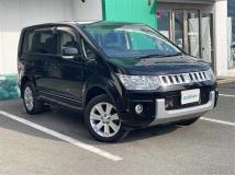 2016 Mitsubishi Delica D5