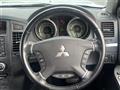 2012 Mitsubishi Pajero