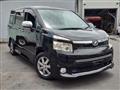2009 Toyota Voxy