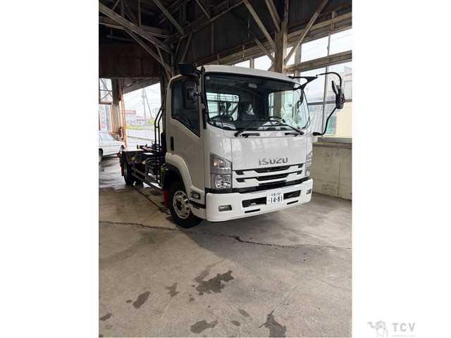 2015 Isuzu Isuzu Others