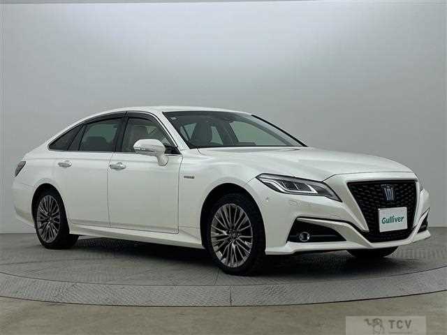2018 Toyota Crown Hybrid