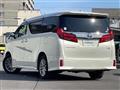 2021 Toyota Alphard Hybrid