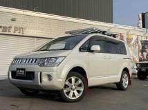 2016 Mitsubishi Delica D5