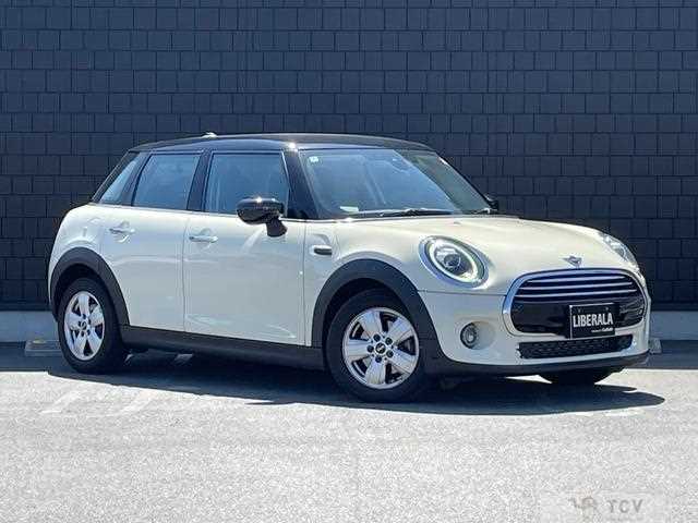 2020 BMW MINI