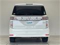 2016 Nissan Elgrand