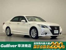 2013 Toyota Crown Hybrid
